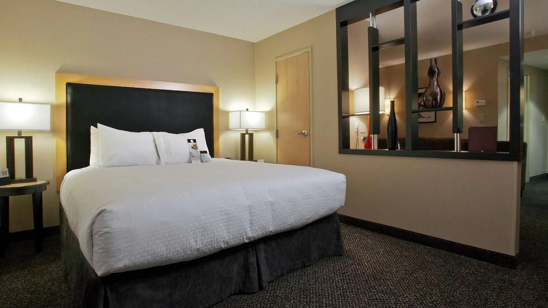 Doubletree By Hilton Hotel Savannah Airport